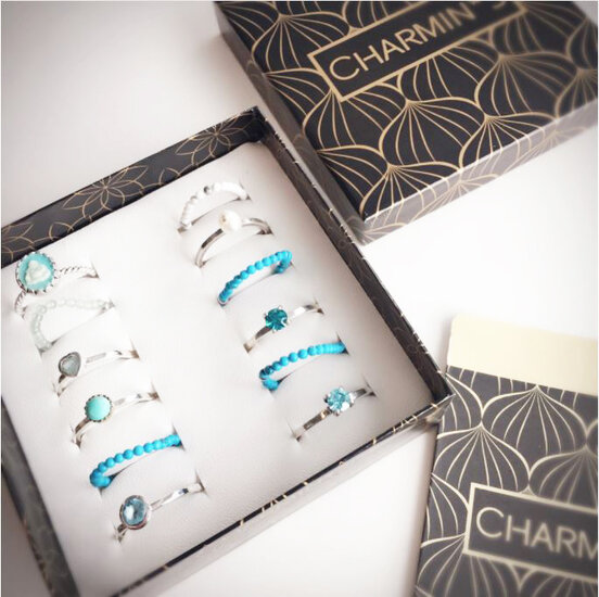 Charmin's R560 Stretch ring Small Natural Stone Turquoise Howliet